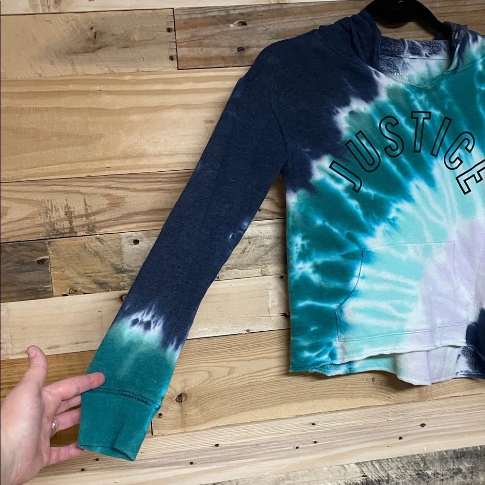 Justice Active size 10 Blue, White, and Green Tie-Dye Cropped V-neck Soft Hoodie